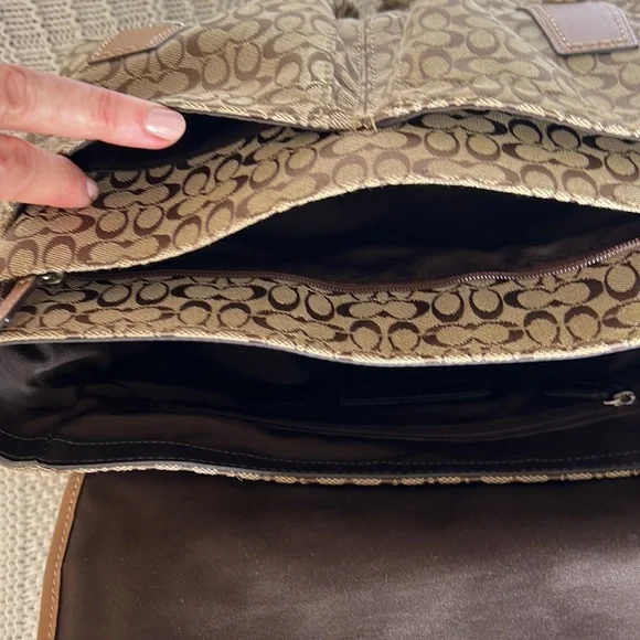 Coach shoulder bag - Picture 8 of 14